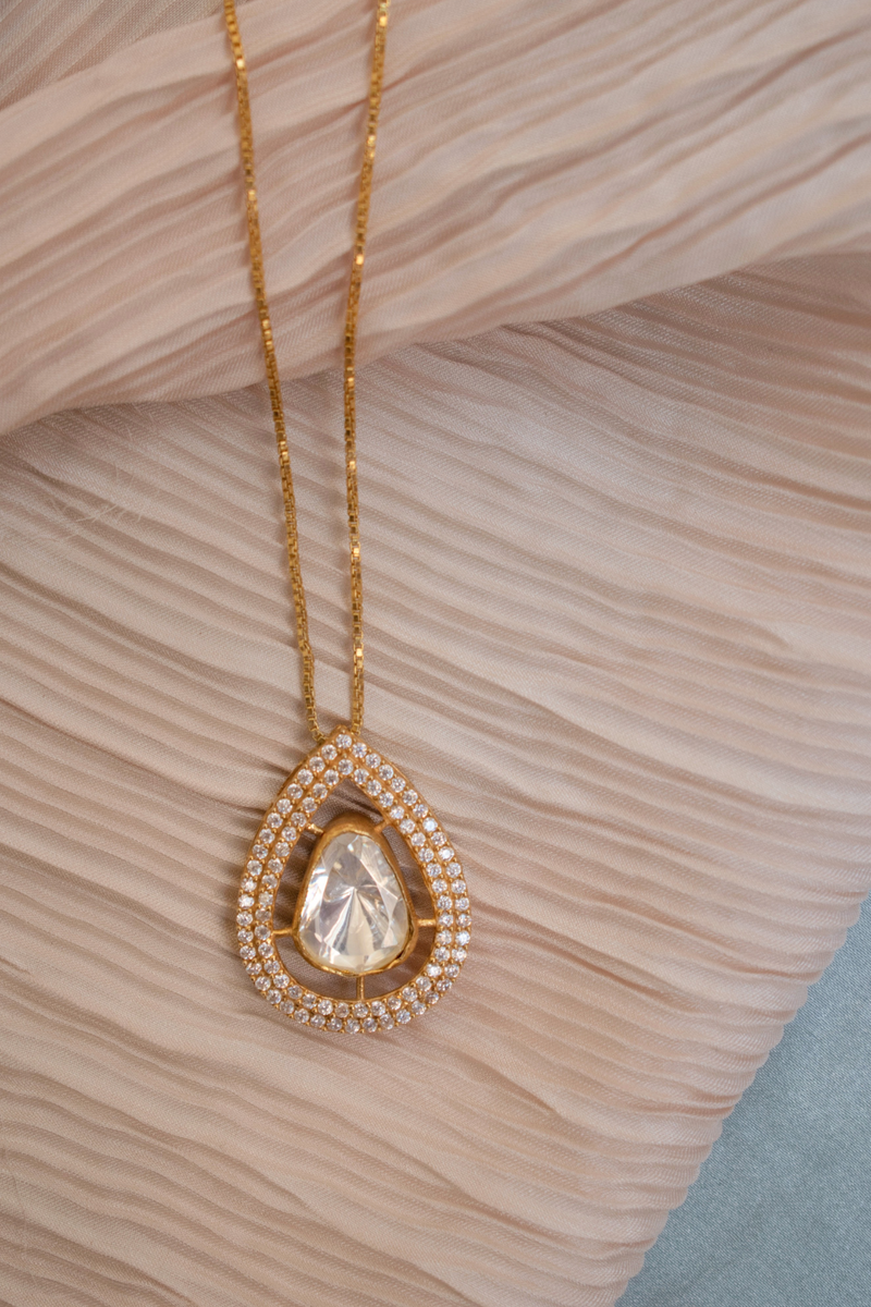 Dewdrop Delight Neck Chain