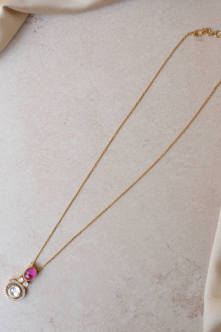 Zaira Neck Chain with Pink Gemstone and Polki
