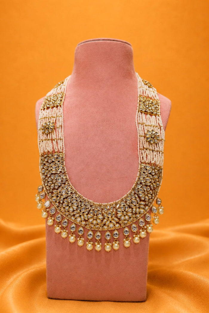 Viya Necklace with Earrings and Maang Tikka - Solv Collective