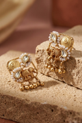 Hasti Studs