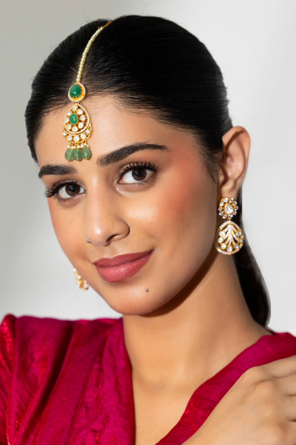 Amrit Maang Tikka