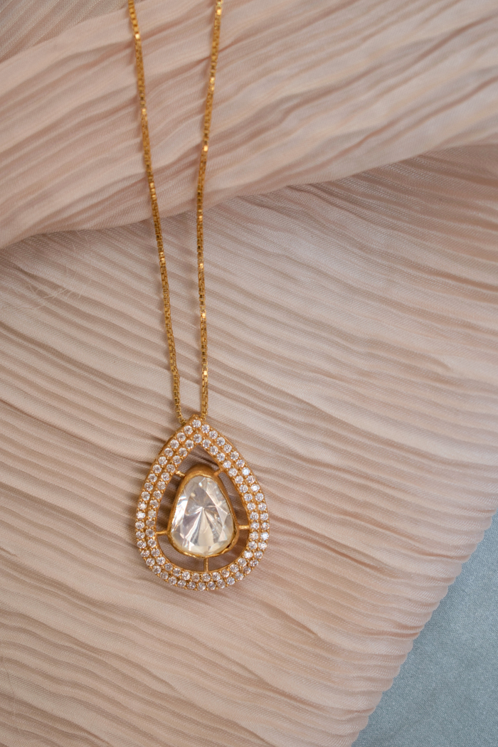 Dewdrop Delight Neck Chain