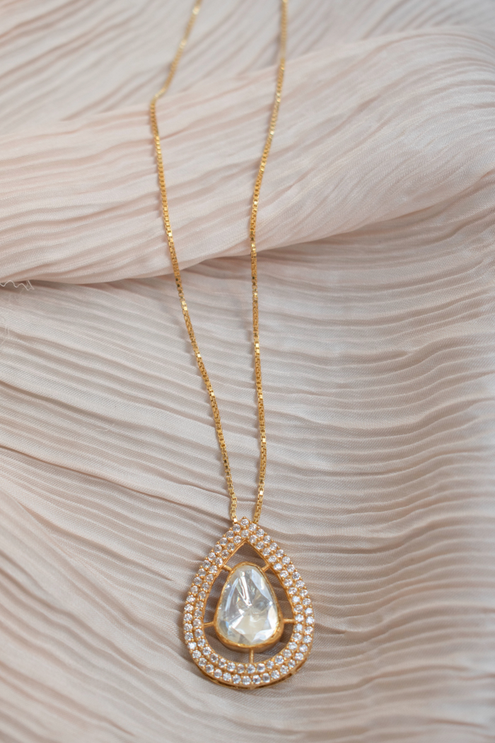 Dewdrop Delight Neck Chain