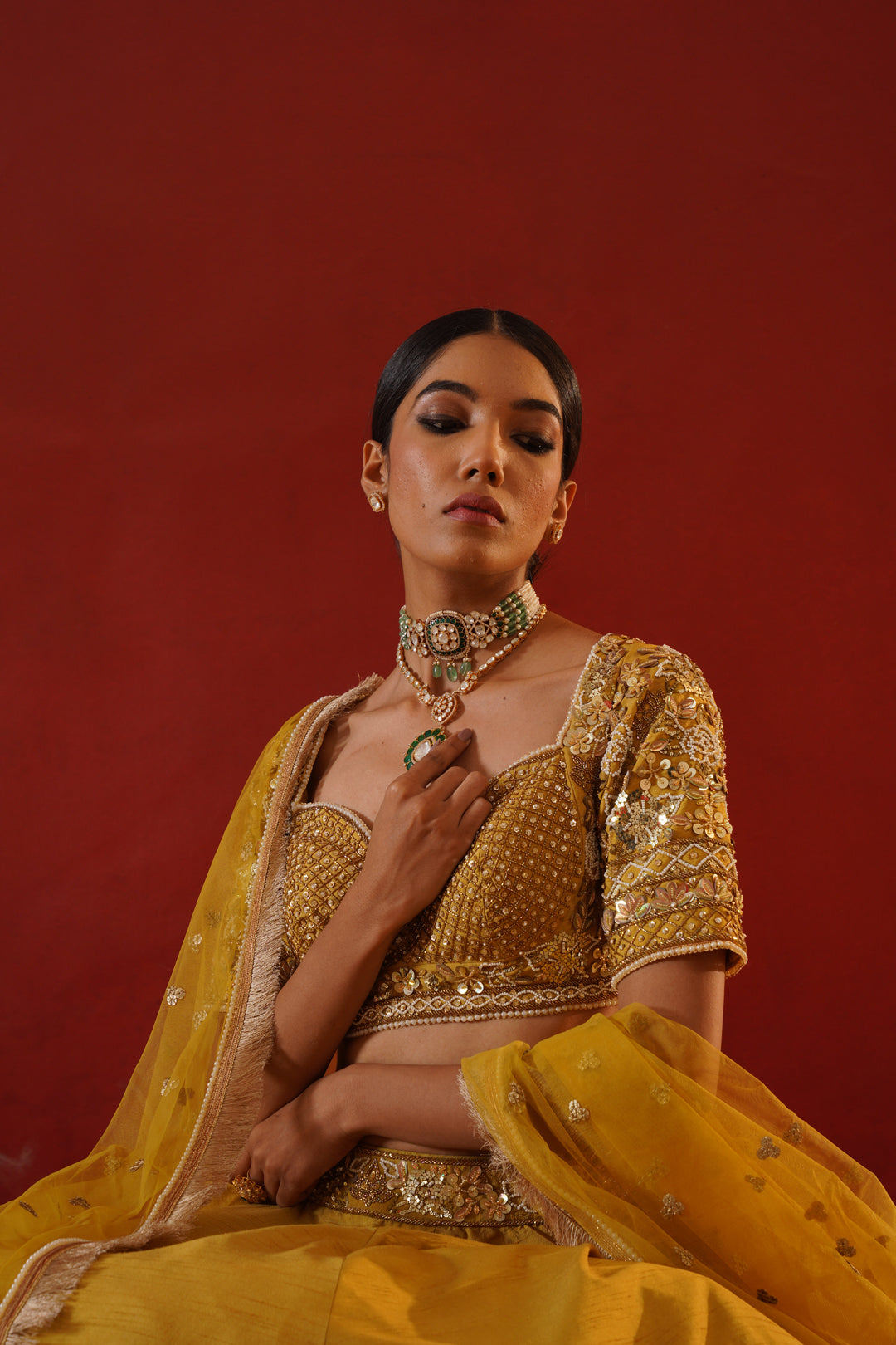 Noor Emerald Polki Choker with Earrings
