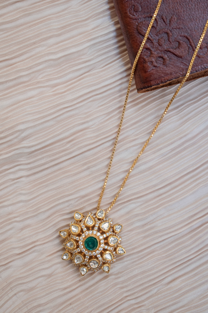Green Goddess Neck Chain