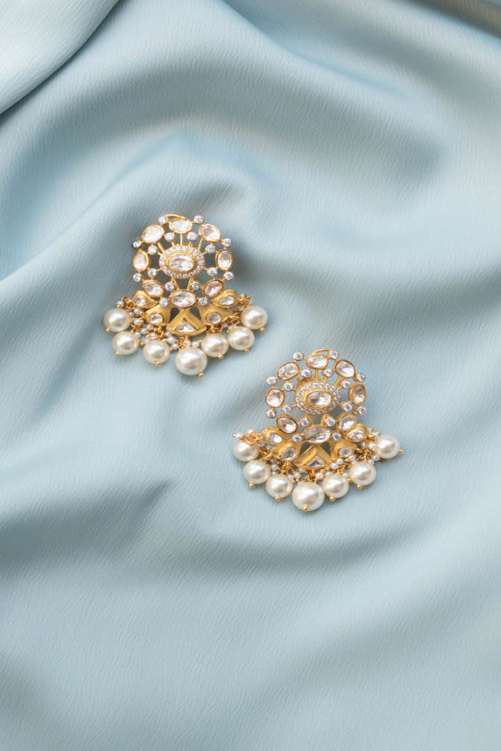 Samia Polki and Pearl Earrings