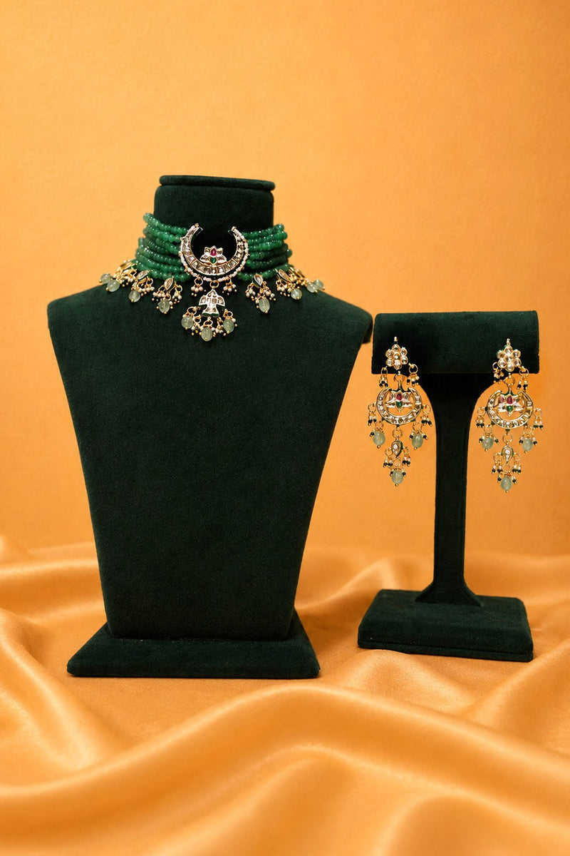 Chetna Necklace with Earrings