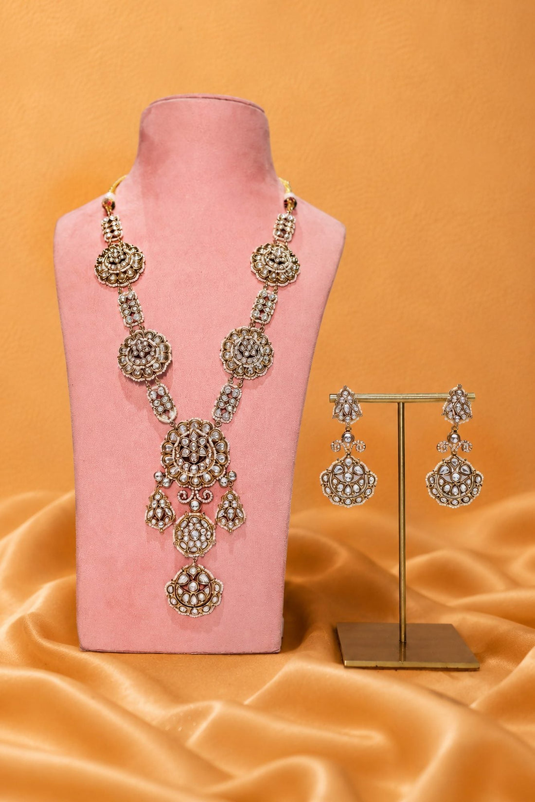 Eva Long Necklace with Earrings - Solv Collective