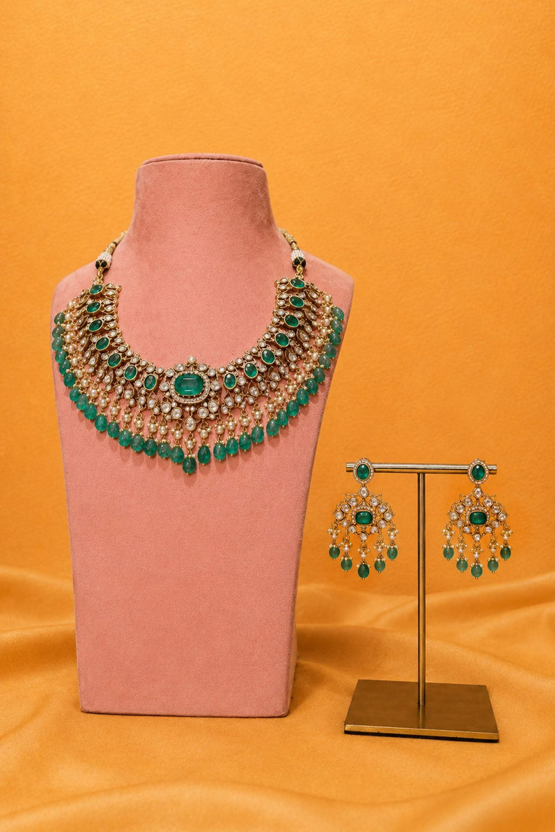 Kani Necklace with Earrings