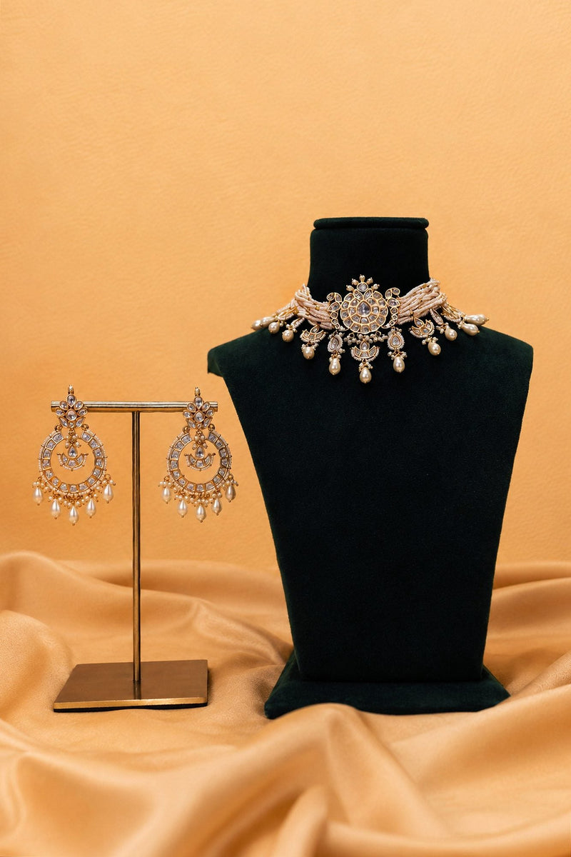 Tiva Necklace with Earrings