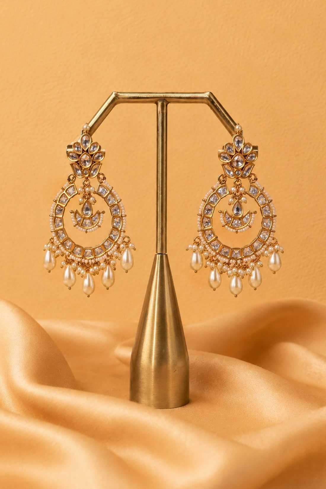 Tiva Necklace with Earrings