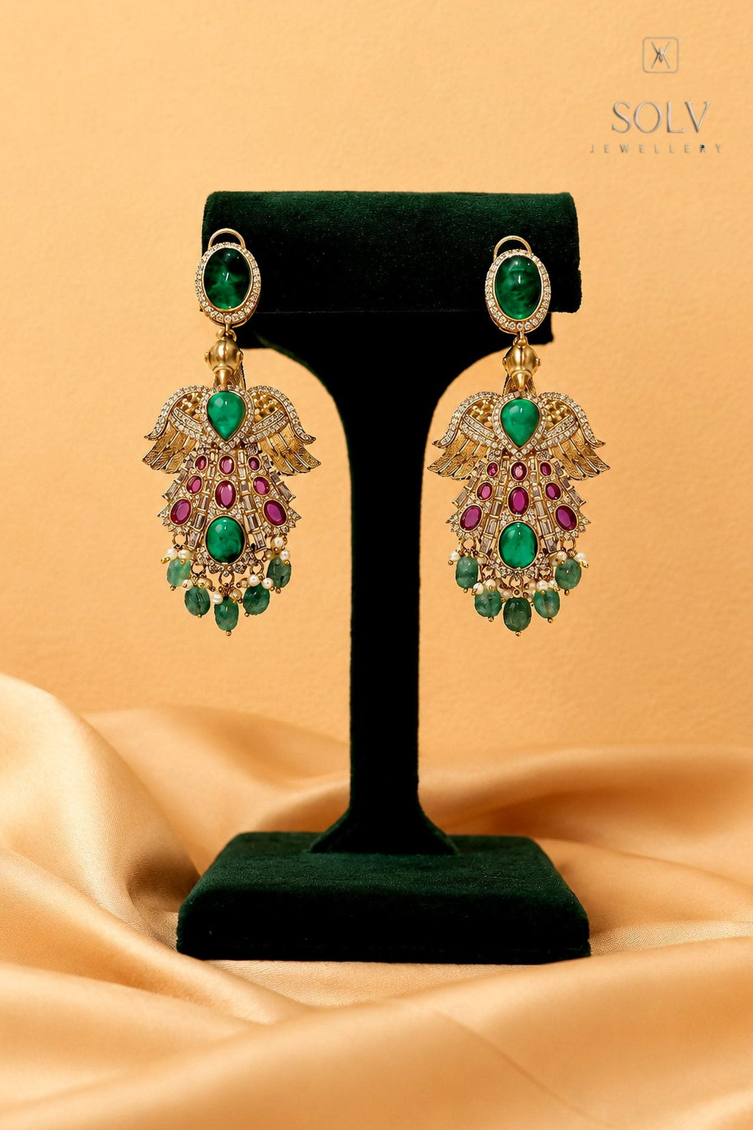 Vrishti Necklace with Earrings