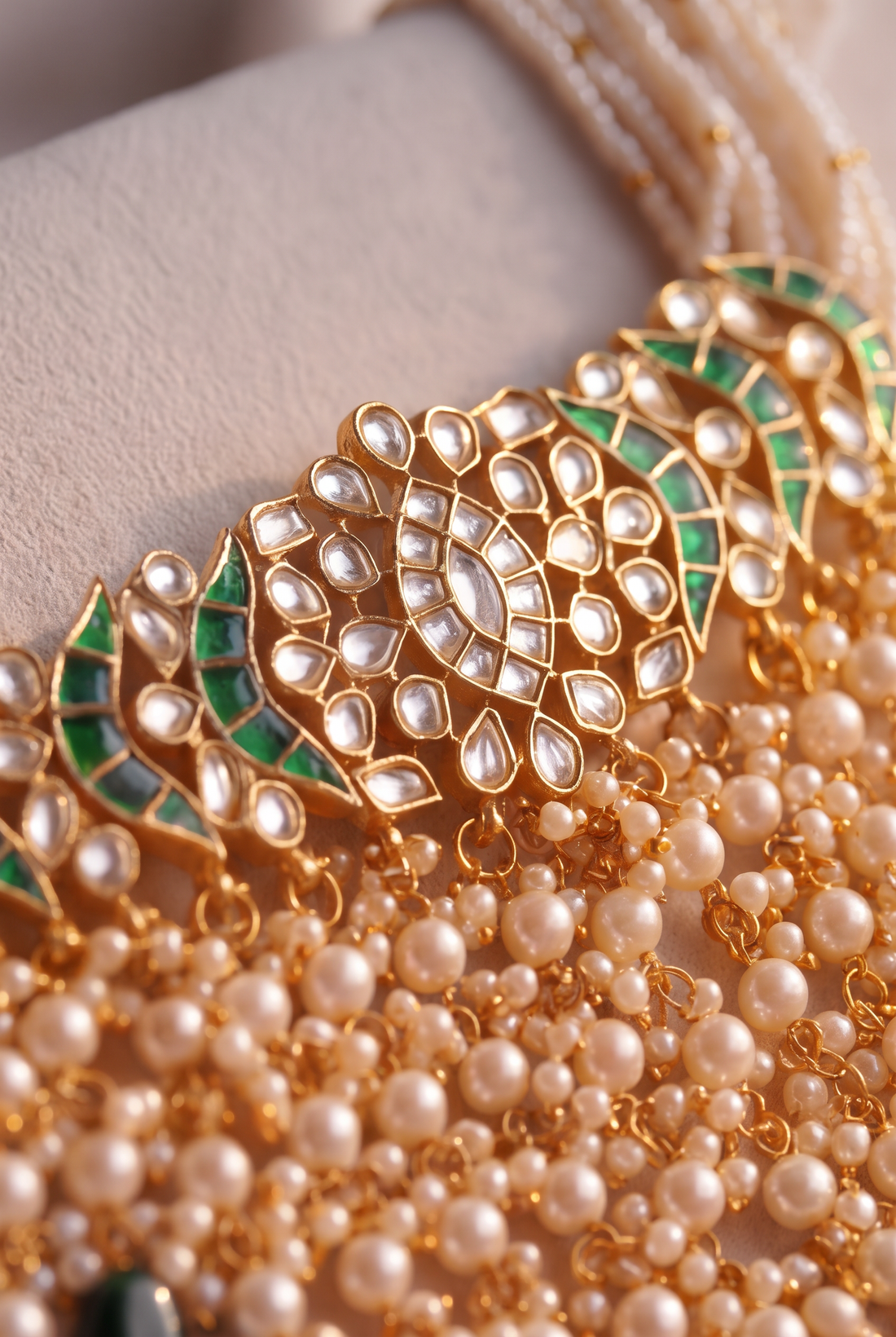 Tarika Necklace with Earrings