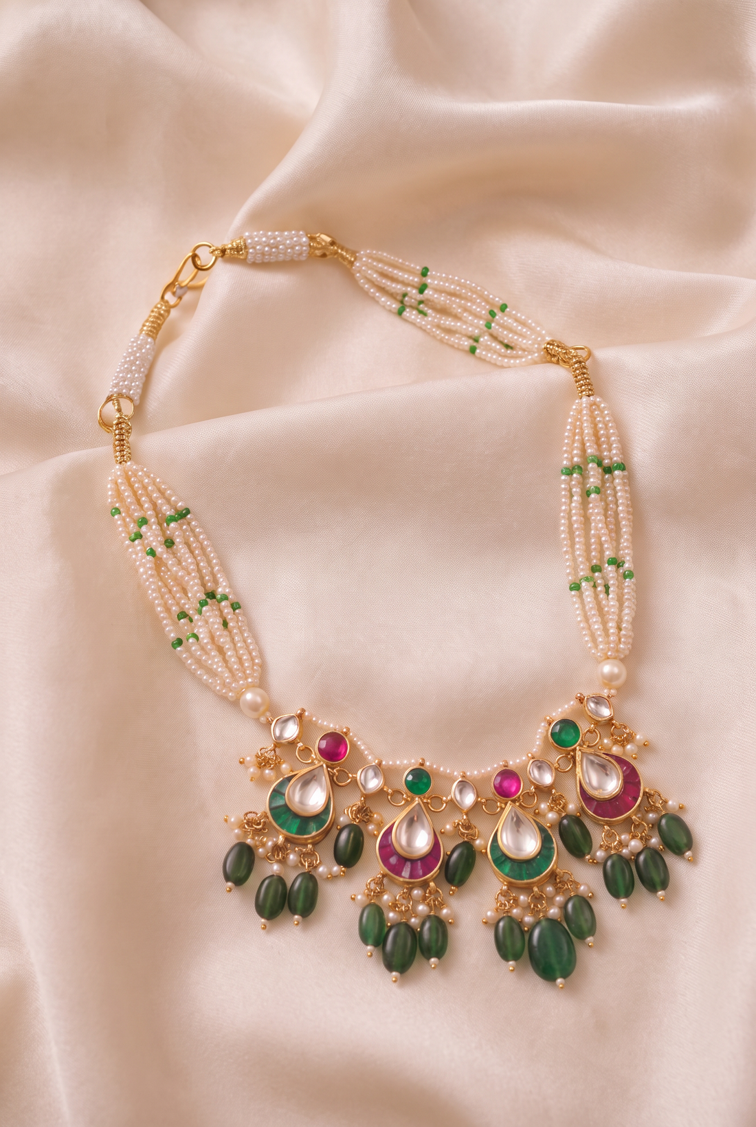Sharanya Necklace with Earrings