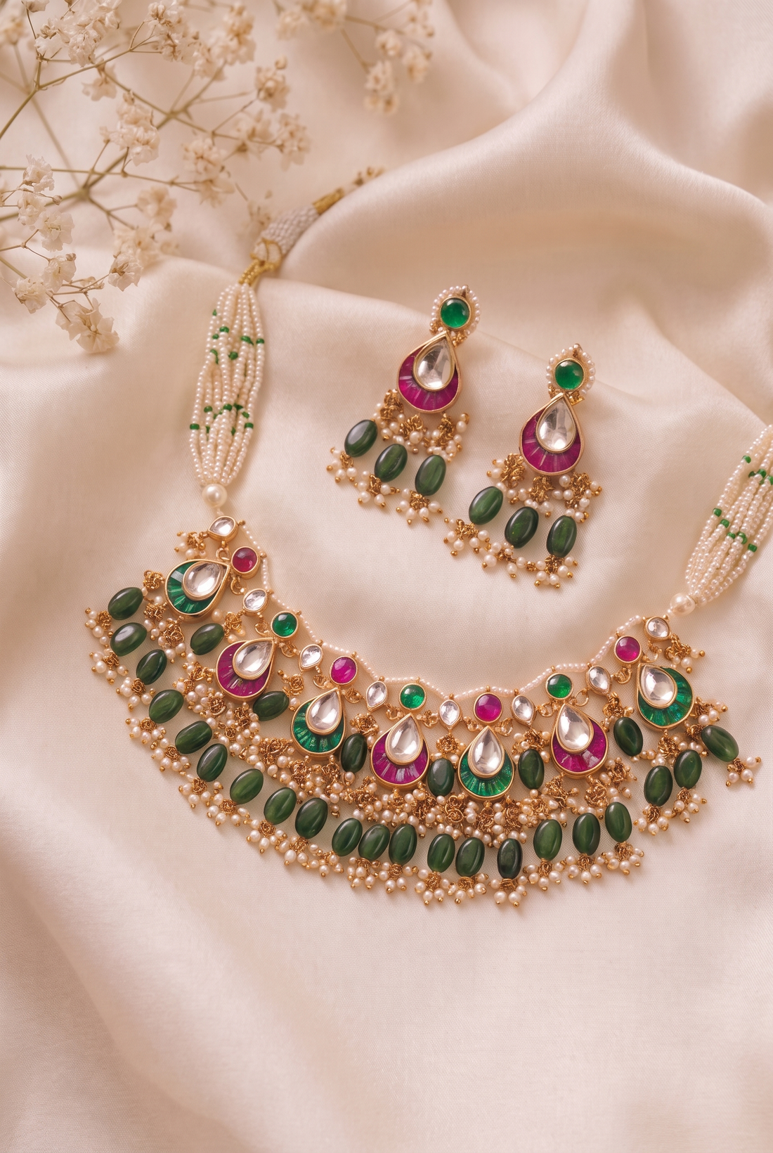 Sharanya Necklace with Earrings