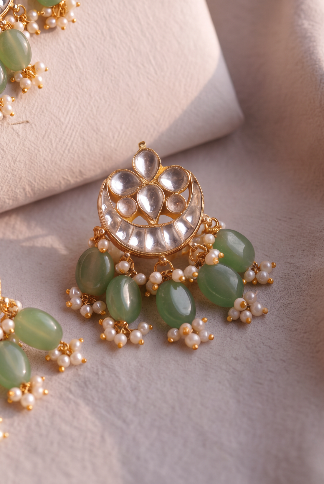 Madhuri Necklace with Earrings