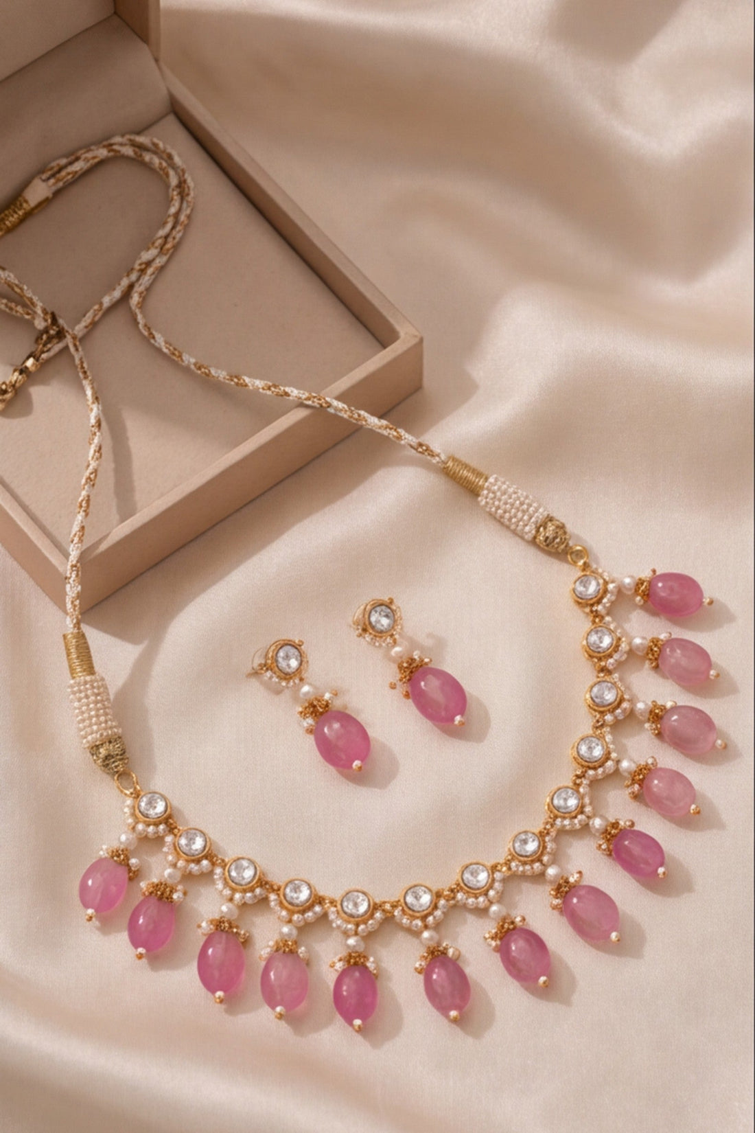 Malati Necklace with Earrings